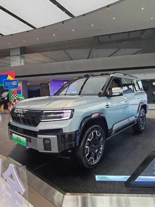 深圳253比亚迪方程豹硬派越野的爆款，英菲尼迪35周年与你共成长